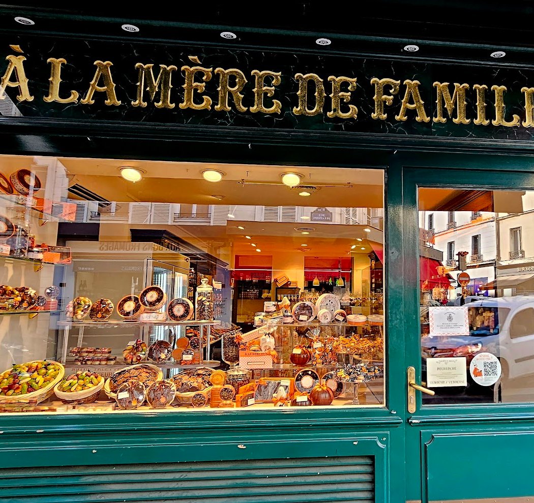 À la Mère de Famille 2